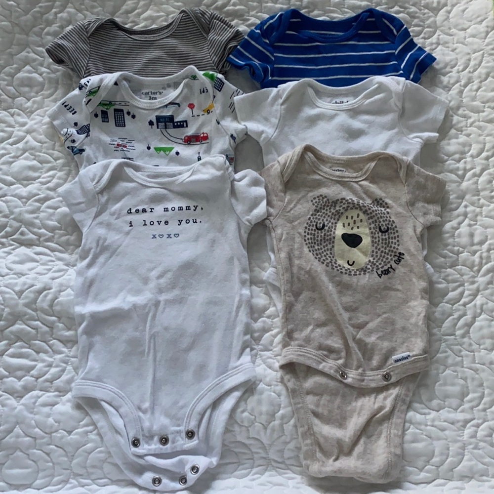 Short Sleeve Onesie 🧸 Bundle